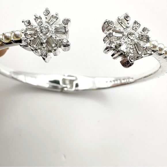 Anne Klein Hinge Bracelet Silver tone Snowflake Holiday CZ  Festive Jewelry - Picture 4 of 9